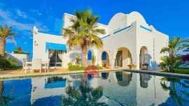 Location VILLA AVEC PISCINE À HOUMT SOUK DJERBA
