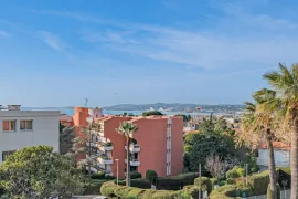 Vente Appartement 4 pièces avec toit terrasse privatif – Vue mer – Résidence confidentielle