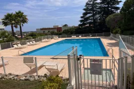Vente Dernier étage sud grande terrasse vue mer.