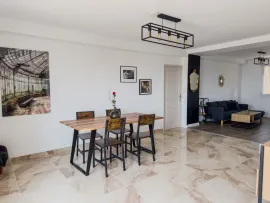Vente St FOY limite LYON 5 – T4 RÉNOVÉ 70M² • DERNIER ÉTAGE • TERRASSE • CAVE  249 000€