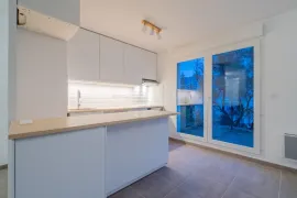 Vente Appartement T4 RDC surélevé 84m² + 110m² extérieur