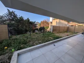 Vente Appartement T4 RDC surélevé 84m² + 110m² extérieur