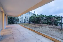 Vente Appartement T4 RDC surélevé 84m² + 110m² extérieur
