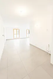 Vente 4 Pièces moderne avec balcon