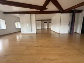 Location Appartement F5 de 140m2