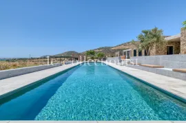Location de vacances Villa Nestor