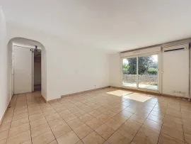 Appartement 3P en Rez-de-Jardin avec garage Saint Laurent Du Var