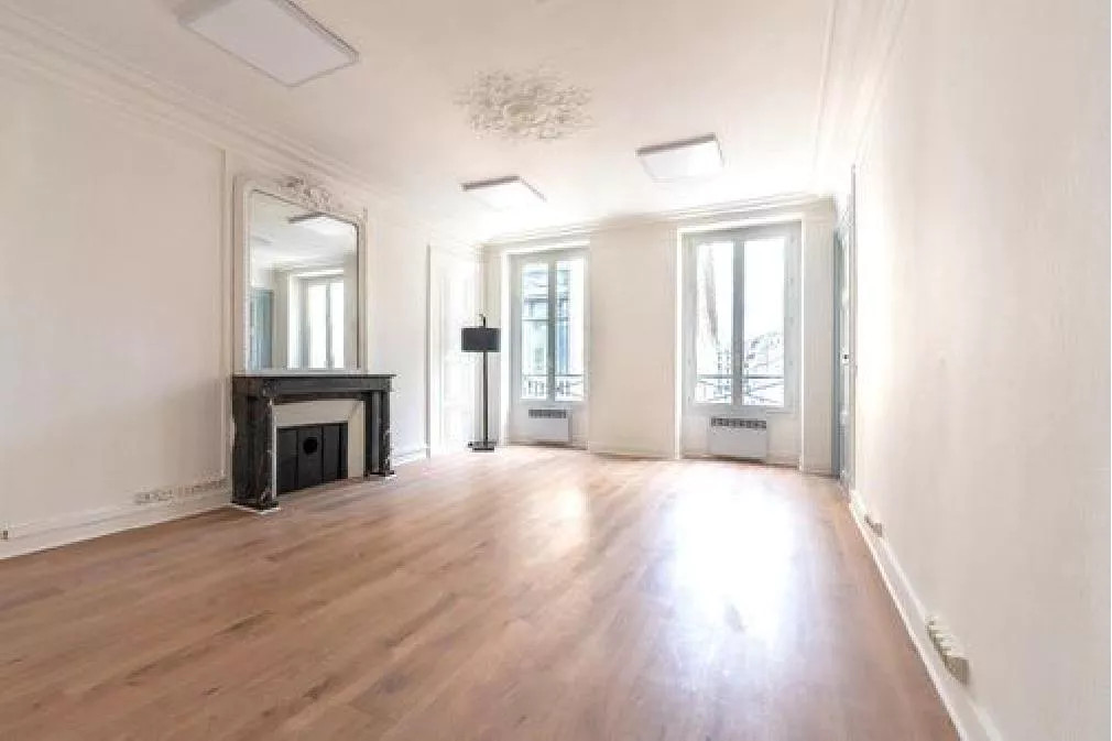 Location Location Bureaux Paris 75009
