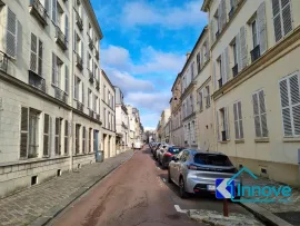 Vente Quartier des Prés-Notre Dame bel appartement lumineux