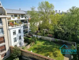 Vente Rive-Droite, grand 2 pièces avec balcon