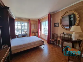 Vente Rive-Droite, grand 2 pièces avec balcon
