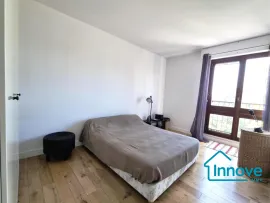 Vente Dernier étage, appartement 109 m² 3/4 chbres centre ville