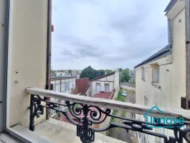 Vente Au calme rue de Versailles : 4/5 pièces plein de charme.