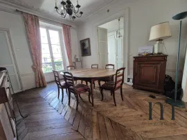 Viager Bel appartement de réception 4 pièces en viager