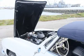 Voiture 1956 Mercedes 190SL