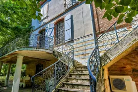 Vente HAUTE GARONNE CHATEAU A RESTAURER 1800 M² 6 HA