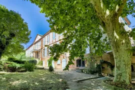 Vente HAUTE GARONNE CHATEAU A RESTAURER 1800 M² 6 HA