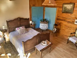 Vente HAUTE ARDECHE ANCIENNE FERME 8 HA