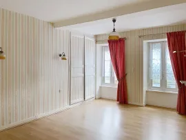 Vente Maison de ville avec ascenseur, garage et jardin, à vendre a
