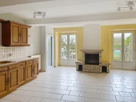 Vente Maison de ville avec ascenseur, garage et jardin, à vendre a