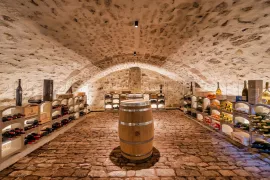 Vente AUVERGNE ELEGANT MANOIR du XVIII éme Meublé et décoré
