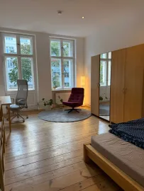 Colocation Huttenstraße, Berlin