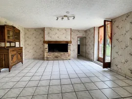 Vente EXCLU - Maison d'habitation avec dépendances
