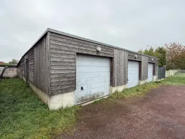 Vente Dans un petit village de BOURGVALLEES
