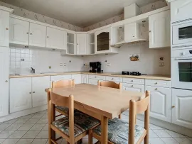 Vente BOURG DE MOYON, MAISON DE 89M2
