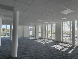 Location Location Bureaux Nantes 44300