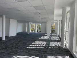 Location Location Bureaux Nantes 44300