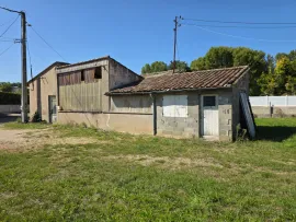 Vente Atelier + dépendances Fronsac – 120 m²
