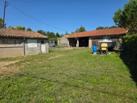 Vente Atelier + dépendances Fronsac – 120 m²