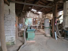 Vente Atelier + dépendances Fronsac – 120 m²