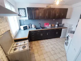 Vente Maison 4 chambres avec petite cour