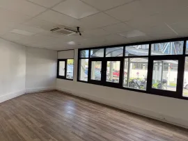 Location Location Bureaux Nantes 44300