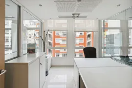 Location Location Bureaux Paris 75008
