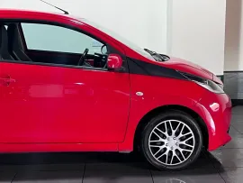 Voiture Toyota Aygo 1.0 VVT-i x-play Hatchback 3dr Petrol Manual Euro 6 (68 ps)