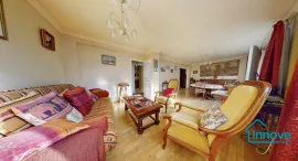 APPARTEMENT FAMILIAL, PROCHE GARE ET COMMERCES Les Clayes-sous-Bois