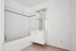 Vente Appartement 3 pièces avec balcon - Saint-Ouen