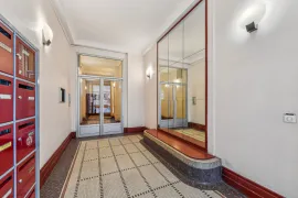 Vente EXCLUSIVITÉ – Appartement 4 pièces - Paris 9e