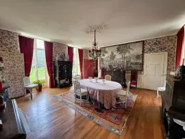 Vente ANCIENNE SEIGNEURIE DU XVIIe CHARENTE-MARITIME 10 HA