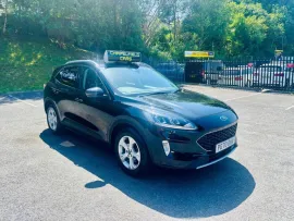 Voiture Ford Kuga 1.5 EcoBlue Zetec SUV 5dr Diesel Manual Euro 6 (s/s) (120 ps)