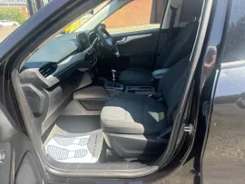 Voiture Ford Kuga 1.5 EcoBlue Zetec SUV 5dr Diesel Manual Euro 6 (s/s) (120 ps)