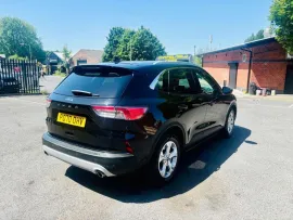 Voiture Ford Kuga 1.5 EcoBlue Zetec SUV 5dr Diesel Manual Euro 6 (s/s) (120 ps)