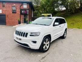 Voiture Jeep Grand Cherokee 3.0 V6 CRD Overland SUV 5dr Diesel Auto 4WD Euro 5 (247 bhp)