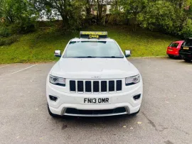 Voiture Jeep Grand Cherokee 3.0 V6 CRD Overland SUV 5dr Diesel Auto 4WD Euro 5 (247 bhp)
