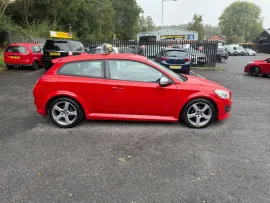 Voiture Volvo C30 1.6D DRIVe R-Design Coupe 2dr Diesel Manual (119 g/km, 108 bhp)