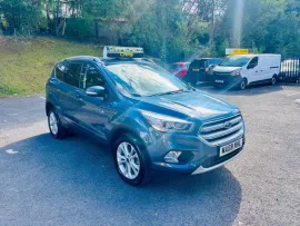 Voiture Ford Kuga 1.5 TDCi Titanium SUV 5dr Diesel Manual Euro 6 (s/s) (120 ps)