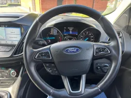 Voiture Ford Kuga 1.5 TDCi Titanium SUV 5dr Diesel Manual Euro 6 (s/s) (120 ps)